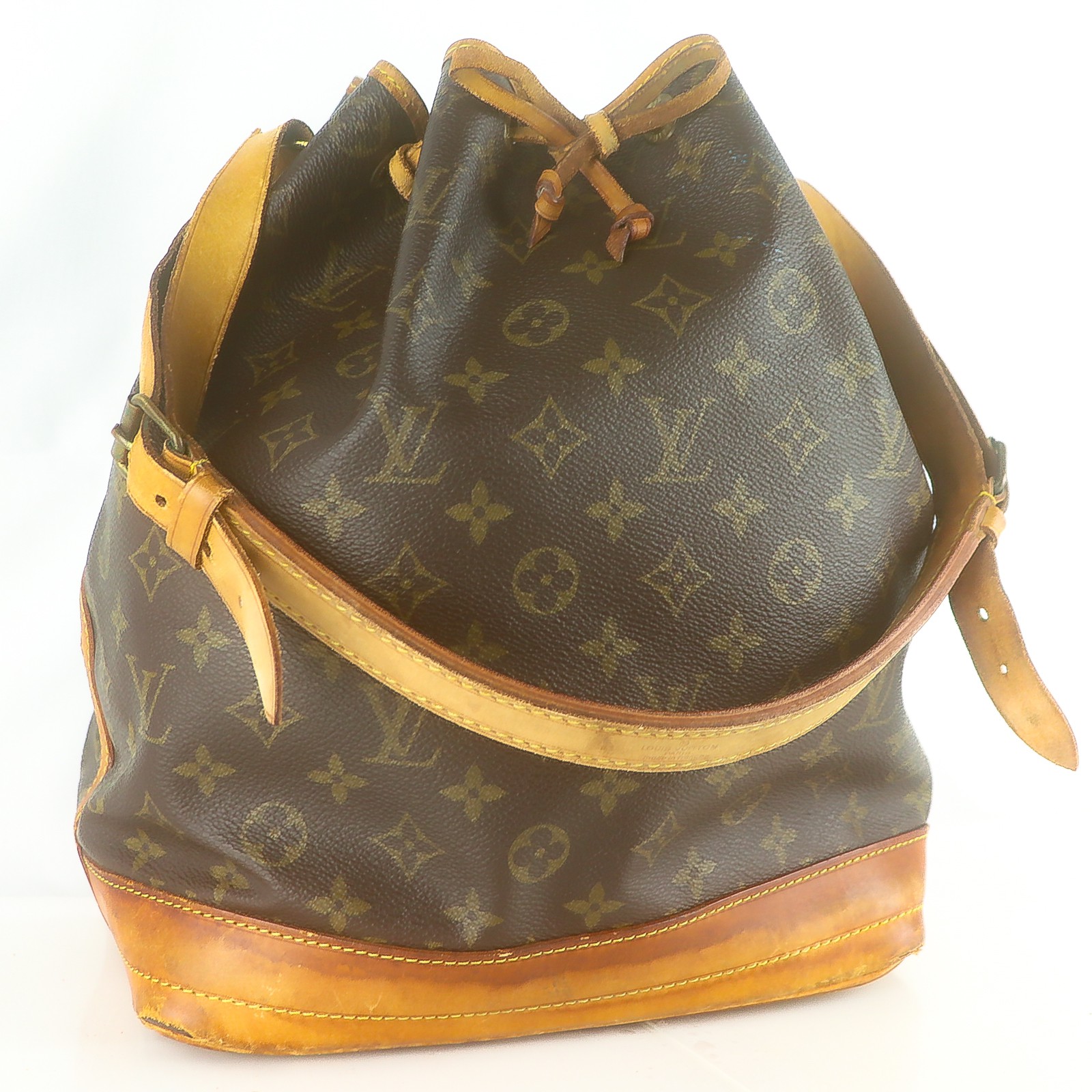 LOUIS VUITTON NOE Drawstring Shoulder Bag Purse Monogram M42226 Brown | eBay